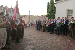 Uroczystości z okazji 74. rocznicy wybuchu Powstania Warszawskiego / Emilia Sitarska / Radio Kielce
