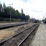 Wąchock. Modernizacja stacji kolejowej. Wymieniane są tory i sieć trakcyjna, modernizowane są perony / Tomasz Piwko / Radio Kielce