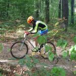 Kielce. Międzywojewódzkie Mistrzostwa Młodzików i Żaków w kolarstwie górskim / Maciej Makuła / Radio Kielce