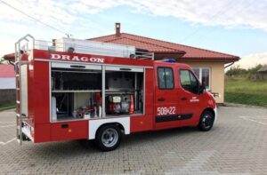 Szczeka. Nowy samochód strażacki dla OSP / Grażyna Szlęzak - Wójcik / Radio Kielce