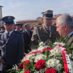 Odsłonięcie pomnika, który powstał z okazji stulecia odzyskania przez Polskę niepodległości / Katarzyna Prędotka / Radio Kielce