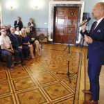 Kielce. Grodzka konwencja wyborcza Polskiego Stronnictwa Ludowego. Na zdjęciu (przemawia): Krzysztof Adamczyk - kandydat na prezydenta Kielc / Jarosław Kubalski / Radio Kielce