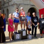 III Bieg Ziemi Opatowskiej. Dekoracja najlepszych biegaczy / Emilia Sitarska / Radio Kielce