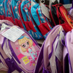 48 dzieci otrzymało „Energetyczne tornistry” wraz z wyposażeniem od spółki PGE oddział Elektrociepłownia Kielce / Iwona Murawska / Radio Kielce