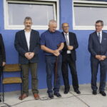 Jubileusz 25-lecia istnienia Polonii Białogon. Od lewej: ks. kan. Stanisław Kapica, proboszcz par. Przemienienia Pańskiego w Białogonie, Tadeusz Kozior, radny RM w Kielcach, Witold Borowiec, radny RM w Kielcach, Andrzej Sygut, zastępca prezydenta Kielc, Henryk Milcarz, prezes Wodociągów Kieleckich i ks. Łukasz Biś,wikariusz par. Przemienienia Pańskiego w Białogonie / Kamil Król / Radio Kielce