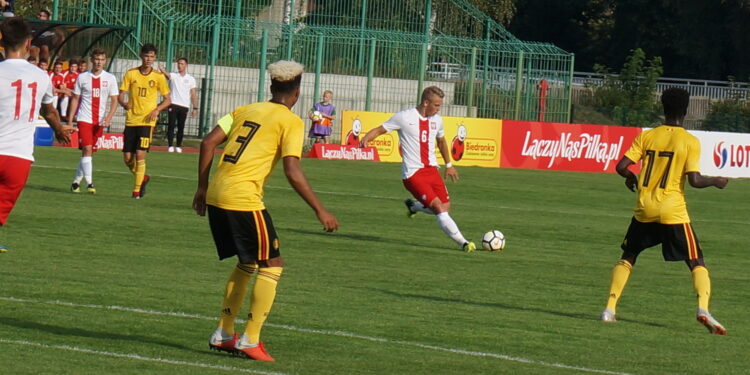 XXXIII Międzynarodowy Turniej o Puchar Syrenki. Półfinał: Polska-Belgia / Maciej Makuła / Radio Kielce