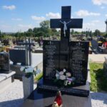 Dębno. Cmentarz na którym pochowanych jest 21 mieszkańców rozstrzelanych przez Niemców w 1943 roku / Marcin Różyc / Radio Kielce