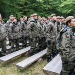 Święto żołnierzy Wojsk Obrony Terytorialnej na polanie „Wykus” / Marcin Różyc / Radio Kielce