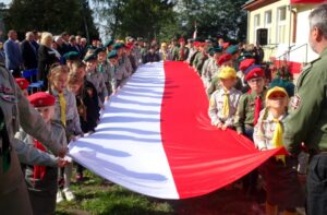 Kameduły. Rodzinny piknik historyczny „Buska Droga do Niepodległej” / Kamil Włosowicz / Radio Kielce