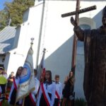 Sobków. Nadanie Szkole Podstawowej im. Jana Pawła II / Ewa Pociejowska - Gawęda / Radio Kielce