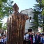 Sobków. Nadanie Szkole Podstawowej im. Jana Pawła II / Ewa Pociejowska - Gawęda / Radio Kielce