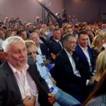 Warszawa. Konwencja wyborcza Koalicji Obywatelskiej. Na zdjęciu: poseł Lucjan Pietrzczyk i Jan Maćkowiak - wicemarszałek województwa świętokrzyskiego / Michał Kita / Radio Kielce