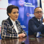 16.1.2017 Kielce. Konferencja PO. Posłowie Marzena Okła-Drewnowicz, Artur Gierada. / Wiktor Dziarmaga / Radio Kielce