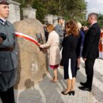 Śladków Duży. Odsłonięcie tablicy upamiętniającej pobyt w miejscowości Józefa Piłsudskiego / Marcin Różyc / Radio Kielce