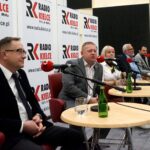 Studio Polityczne. Na zdjęciu (od lewej): Dariusz Kaszuba – PiS, Marcin Kornaga – PSL, Jadwiga Szewczyk – Kukiz’15, Lucjan Pietrzczyk – PO, Marek Kowalski - Nowoczesna / Karol Żak / Radio Kielce