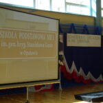 Generał brygady Stanisław Gano patronem Szkoły Podstawowej nr 1 w Opatowie / Emilia Sitarska / Radio Kielce