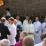 Sulisławice. Poświęcenie sukienki i korony dla cudownego obrazu / Grzegorz Jamka / Radio Kielce