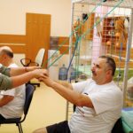 Kielce. Trening podopiecznych Świętokrzyskiego Stowarzyszenia Pomocy Osobom z Chorobą Parkinsona / Jarosław Kubalski / Radio Kielce