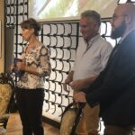 Wystawa fotografii podróżnika i prezentera telewizyjnego Jarosława Kreta pt. "Madagaskar" / Grażyna Szlęzak-Wójcik / Radio Kielce