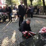 Uroczystości upamiętniające ofiary agresji sowieckiej na Polskę, połączone z obchodami Dnia Sybiraka. Delegacja starostwa powiatowego / Grażyna Szlęzak-Wójcik / Radio Kielce