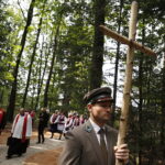 05.09.2018 Michniów. Leśna Droga Krzyżowa / Jarosław Kubalski / Radio Kielce