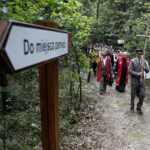 05.09.2018 Michniów. Leśna Droga Krzyżowa / Jarosław Kubalski / Radio Kielce