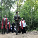 05.09.2018 Michniów. Leśna Droga Krzyżowa / Jarosław Kubalski / Radio Kielce