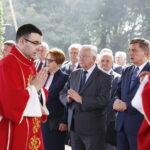 09.09.2018 Święty Krzyż. Uroczystości odpustowe. Msza święta. Poseł Maria Zuba, poseł Krzysztof Lipiec i radny sejmiku Andrzej Pruś / Jarosław Kubalski / Radio Kielce