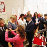 13.09.2018 Kielce. Krzyże Zasługi dla osób zasłużonych w działalności społecznej i samorządowej wręczyli wojewoda Agata Wojtyszek i senator Krzysztof Słoń. Srebrne Krzyże Zasługi / Jarosław Kubalski / Radio Kielce