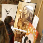 14.09.2018 Chęciny. Niemczówka. Wernisaż prac Anety Walkowicz / Jarosław Kubalski / Radio Kielce