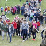 22.09.2018 Święty Krzyż. Świętokrzyski Rajd Pielgrzymkowy zakończył się mszą świętą na błoniach przed klasztorem / Jarosław Kubalski / Radio Kielce