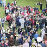 22.09.2018 Święty Krzyż. Świętokrzyski Rajd Pielgrzymkowy zakończył się mszą świętą na błoniach przed klasztorem / Jarosław Kubalski / Radio Kielce