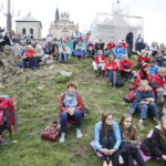 22.09.2018 Święty Krzyż. Świętokrzyski Rajd Pielgrzymkowy zakończył się mszą świętą na błoniach przed klasztorem / Jarosław Kubalski / Radio Kielce