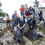 22.09.2018 Święty Krzyż. Świętokrzyski Rajd Pielgrzymkowy zakończył się mszą świętą na błoniach przed klasztorem / Jarosław Kubalski / Radio Kielce