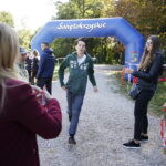 26.09.2018 Kielce. Bieg niepełnosprawnych Wzgórzem Karczówka ku czci świętego Jana Pawła II i 100 lecia odzyskania niepodległości  / Jarosław Kubalski / Radio Kielce