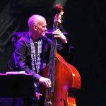 28.09.2018 Kielce. KCK. Festiwal „Memorial to Miles”. Możdżer Danielsson Fresco Trio. Lars Danielsson / Jarosław Kubalski / Radio Kielce