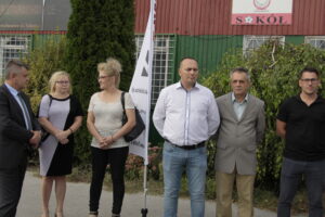 Program Interwencja. Od lewej: wiceprezydent Starachowic Jerzy Miśkiewicz; Anna Kaczmarek, zastępca dyrektora MOPS w Starachowicach; Anna Sowińska, MOPS w Starachowicach; Mariusz Zaborski, radny RM w Starachowicach; Zygmunt Andrejas, radny RM w Starachowicach; Emil Krzemiński, prezes Staru Starachowice / Krzysztof Bujnowicz / Radio Kielce