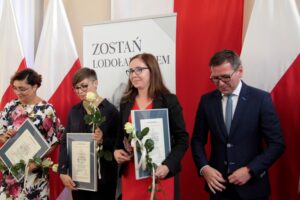 Rzeszów. Wręczenie nagród "Lodołamacze 2018". Na zdjęciu (druga od prawej): Iwona Murawska / Krzysztof Bujnowicz / Radio Kielce