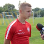 Bodzechów. Trening reprezentacji Polski do lat 17 przed XXXIII Międzynarodowym Turniejem o Puchar Syrenki. Na zdjęciu: Michał Rakoczy - kapitan reprezentacji / Krzysztof Bujnowicz / Radio Kielce