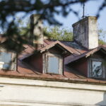 Mieszkańcy Siedlec w gminie Chęciny walczą o szkołę. Szkoła w Siedlcach / Marzena Mąkosa / Radio Kielce