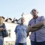 Mieszkańcy Siedlec w gminie Chęciny walczą o szkołę. Spotkanie burmistrza Chęcin, Roberta Jaworskiego z mieszkańcami Siedlec / Marzena Mąkosa / Radio Kielce