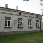 Mieszkańcy Siedlec w gminie Chęciny walczą o szkołę. Szkoła w Siedlcach / Marzena Mąkosa / Radio Kielce