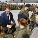 Rozpoczęcie XXVI Międzynarodowego Salonu Przemysłu Obronnego. Uroczysta Inauguracja Roku Szkolnego Klas Mundurowych. Na zdjęciu: Mariusz Błaszczak - Minister Obrony Narodowej / Marzena Mąkosa / Radio Kielce