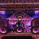 Przygotowania do Festiwalu Muzyki Tanecznej. Oświetlenie amfiteatru / Marzena Mąkosa / Radio Kielce