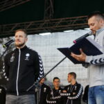 Prezentacja zespołu PGE Vive. Na zdjęciu po lewej: Mateusz Jachlewski  / Marzena Mąkosa / Radio Kielce