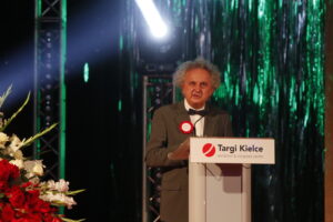 Przyznanie nagród DEFENDER w Targach Kielce. Na zdjęciu: Andrzej Mochoń - prezes Targów Kielce / Marzena Mąkosa / Radio Kielce