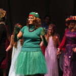 Spektakl "Calineczka" w Kieleckim Centrum Kultury przygotowany przez nauczycieli i rodziców uczniów ze Szkoły Podstawowej nr 8 / Marzena Mąkosa / Radio Kielce