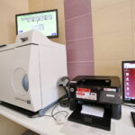 Laboratorium mikrobiologiczne w Świętokrzyskim Centrum Matki i Noworodka na ul. Prostej / Marzena Mąkosa / Radio Kielce