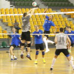 Sparing kieleckiej drużyny siatkarzy KPS Kielce z KPS Siedlce w Hali Legionów / Marzena Mąkosa / Radio Kielce