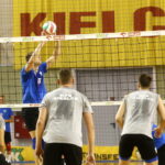 Sparing kieleckiej drużyny siatkarzy KPS Kielce z KPS Siedlce w Hali Legionów / Marzena Mąkosa / Radio Kielce